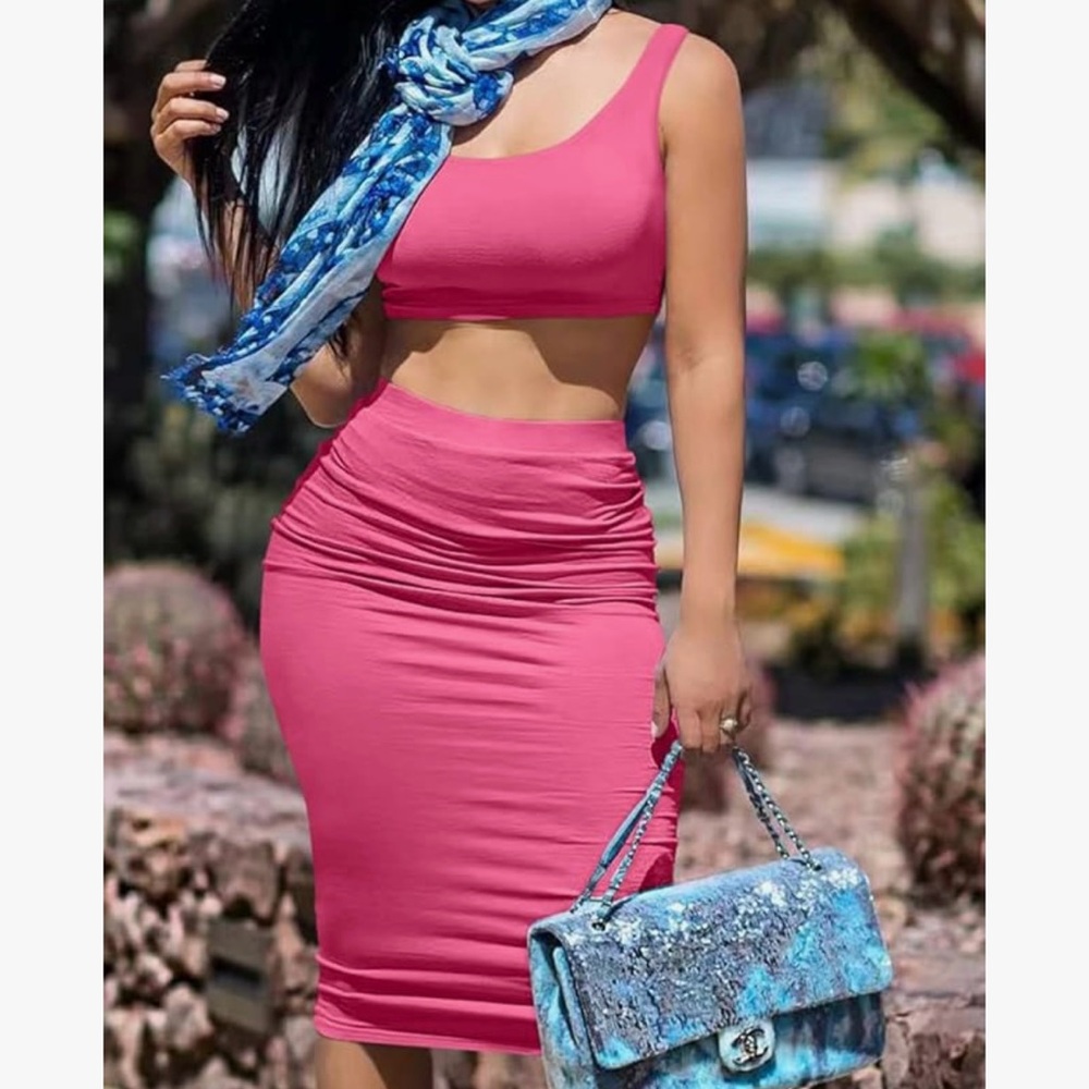 Amazon Hot Pink 2-Piece outfit